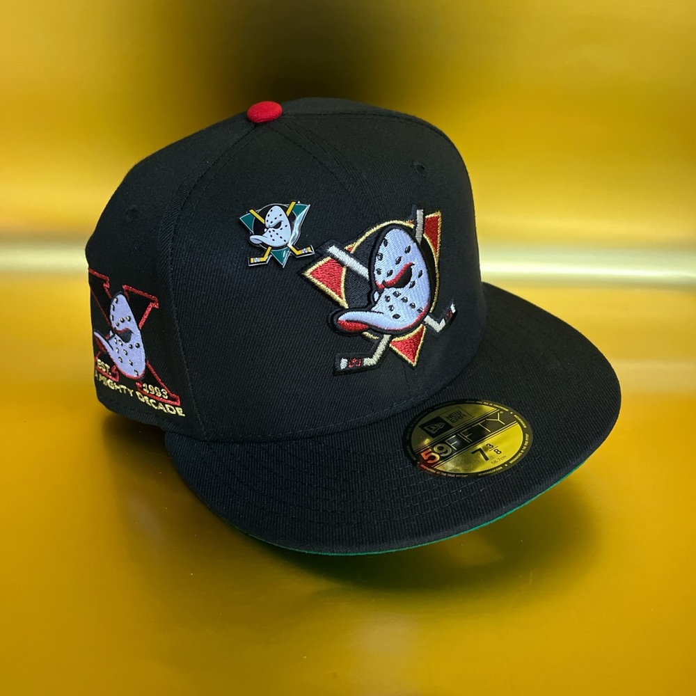 New Era 59fifty Black Anaheim Ducks Decade 7 3/8 Cap